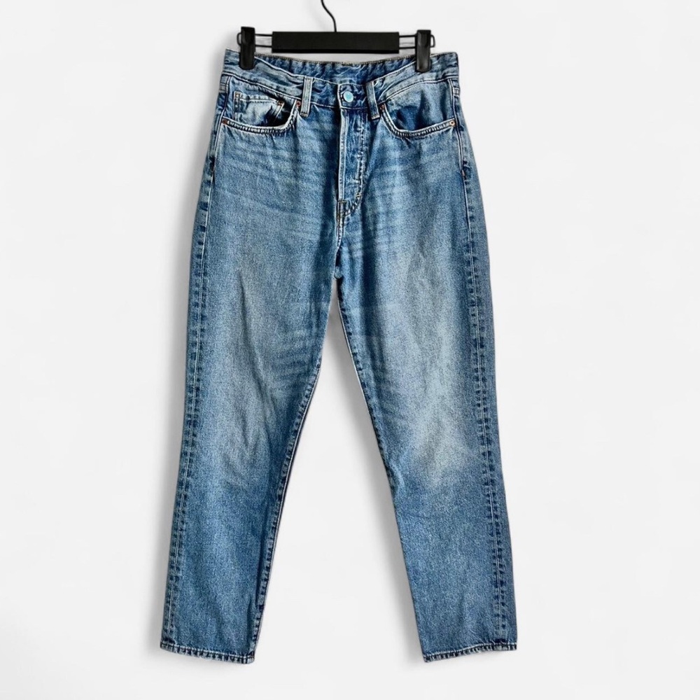 H&M Vintage Fit Denim Jeans High Waisted Tapered Leg Med Wash Button Fly Cotton